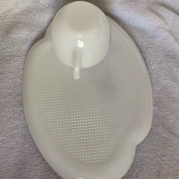 Vintage Federal Milk Glass Lunch Snack Plate + TeaCup Rosecrest Red Roses 2 Sets - Picture 5 of 12